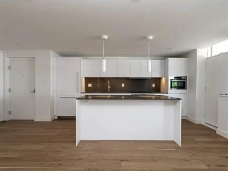 551 Eglinton Avenue East | 551 Eglinton Avenue East, Toronto
