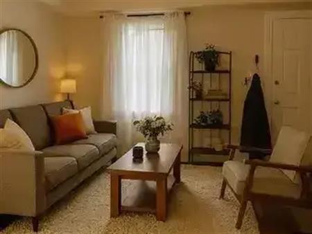 Cozy 2 Bedroom Townhouse For Rent in Convenient Peterborough Spot | 260 Reid Street, Peterborough