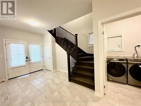 MAIN & UPPER - 28 SWAN AVENUE | MAIN & UPPER - 28 SWAN AVENUE, Pelham