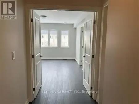 5 CHURCHLEA MEWS | 5 CHURCHLEA MEWS, Orillia