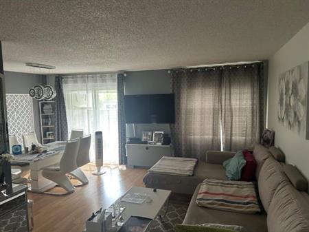 1 CH - 1 SDB - Côte Saint-Luc - $1,645 /mo