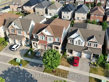 54 TOZER CRESCENT | 54 TOZER CRESCENT, Ajax