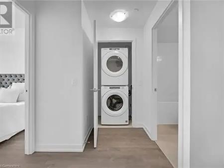 55 DUKE Street W Unit# 1605 | 55 DUKE Street W Unit# 1605, Kitchener
