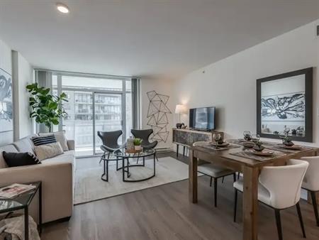 Aqua at Plaza 88 | 900 Carnarvon Street, New Westminster