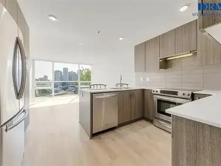 D225 - Modern 1-Bedroom with Stunning River Views – Available Now! | 125 Columbia Street, New Westminster