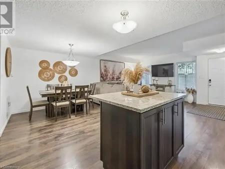 20 SIENNA Street Unit# D | 20 SIENNA Street Unit# D, Kitchener