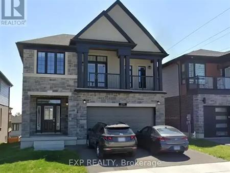 UPPER - 290 WOODBINE AVENUE | UPPER - 290 WOODBINE AVENUE, Kitchener