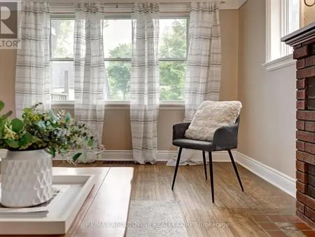 469 WOODLAND AVENUE | 469 WOODLAND AVENUE, Burlington