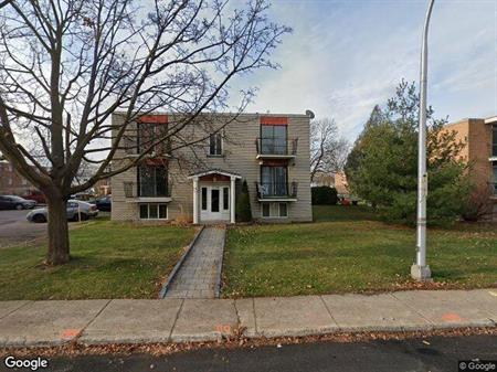 À Louer Laval 4 1/2 (Chomedey)