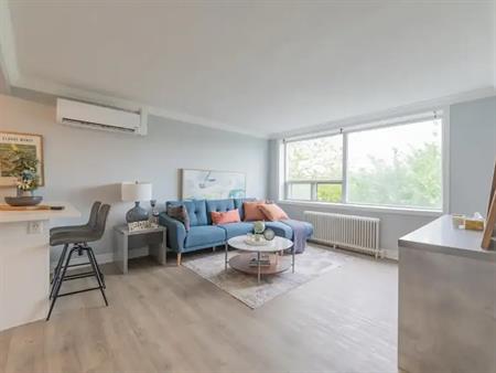 335 Melvin Avenue | 335 Melvin Avenue, Hamilton