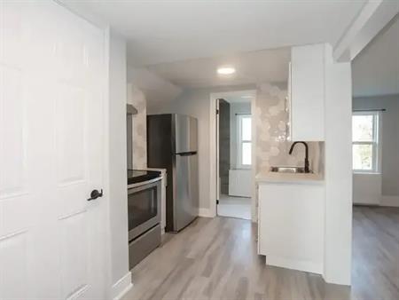 20 Patsy Avenue - 2 | 20 Patsy Avenue -, Welland