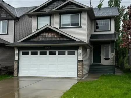Large 2 Storey Home in Sherwood Park!! | 193 Cornwall Rd, Sherwood Park