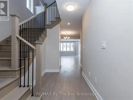 3 PERIWINKLE ROAD | 3 PERIWINKLE ROAD, Springwater