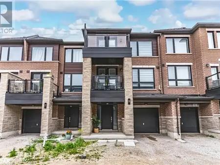 9 RED MAPLE LANE | 9 RED MAPLE LANE, Barrie