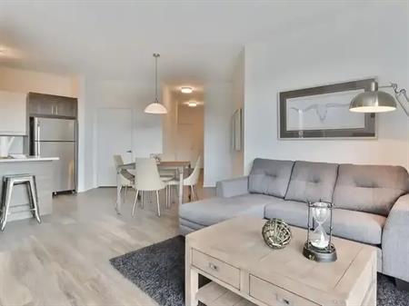 7215-7235 &7165-7195 Lunan Street | 7165 Lunan Street, Brossard