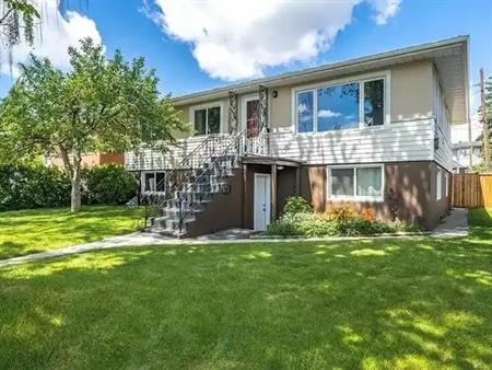 5 Bedroom Home | Calgary