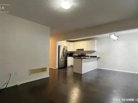 1-5 Dublin Rd, Brampton, Ontario L7A 0T7 | 5 Dublin Road, Brampton