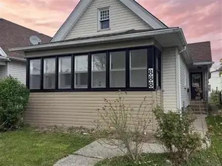 888 LANGLOIS Unit# LOWER | 888 LANGLOIS Unit# LOWER, Windsor