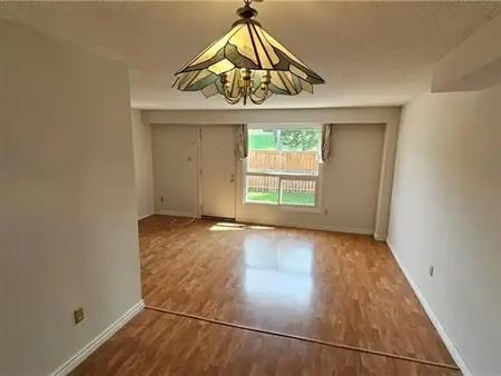 217 PIONEER Drive | 217 PIONEER Drive, Kitchener