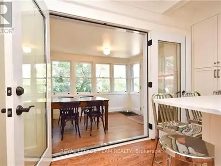 53 WILTON CRESCENT | 53 WILTON CRESCENT, Ottawa