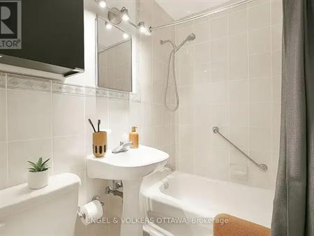 A - 270 MICHEL CIRCLE | A - 270 MICHEL CIRCLE, Ottawa