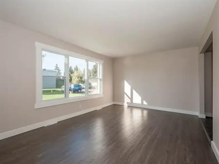 Ascot Gardens | 13027 132 St NW, Edmonton