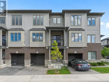 64 - 124 COMPASS TRAIL | 64 - 124 COMPASS TRAIL, Cambridge