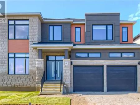 81 SASS Crescent | 81 SASS Crescent, Paris
