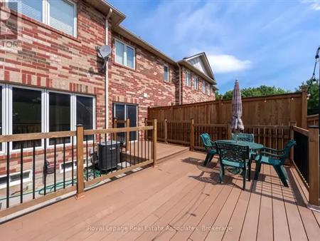 1274 CARTMER WAY | 1274 CARTMER WAY, Milton