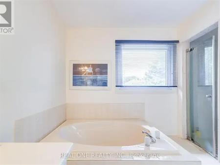 520 BLENHEIM CRESCENT | 520 BLENHEIM CRESCENT, Oakville
