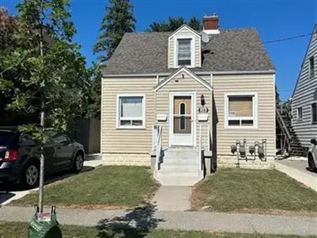 2328 GEORGE AVENUE Unit# UPPER | 2328 GEORGE AVENUE Unit# UPPER, Windsor