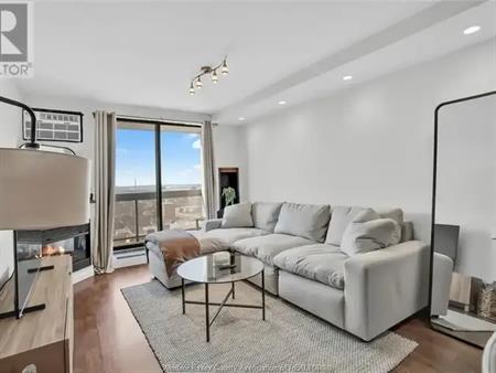 150 PARK Unit# 2114 | 150 PARK Unit# 2114, Windsor