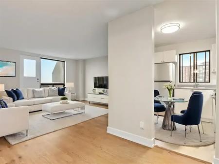 Saratoga Place | 2700 Saratoga Place, Gloucester