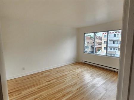 4 1/2 A LOUER $1150.00 / MONTREAL-NORD / LIBRE IMMEDIATEMENT