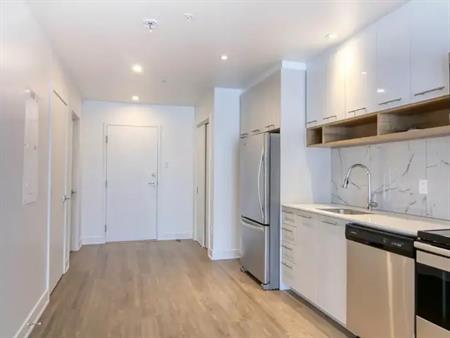 9675 Papineau | 9675 Av. Papineau, Montreal