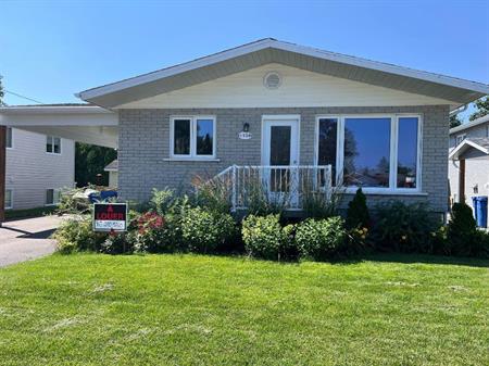Maison à louer Chicoutimi (Secteur Rivière-du-Moulin)