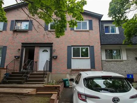 195 Denistoun St - 225 | 195 Denistoun St -, Welland