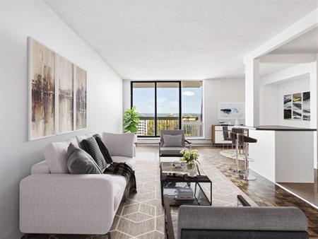 Langs Apartments | 550 Lang's Road, Ottawa