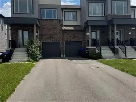 323 ATKINSON STREET | 323 ATKINSON STREET, Clearview