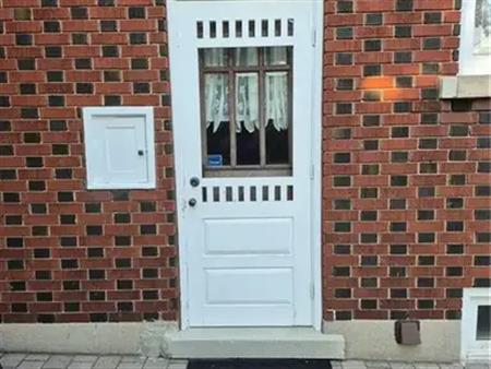 12 WELLINGTON Street N Unit# 3 | 12 WELLINGTON Street N Unit# 3, Kitchener
