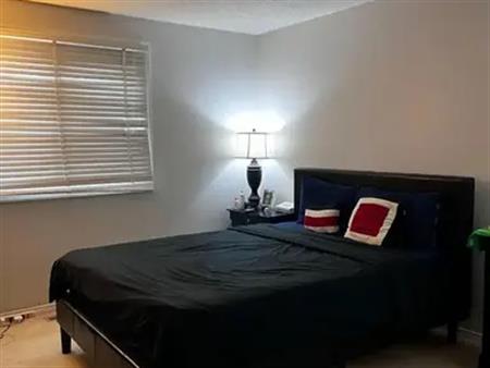 586 DEERHURST DRIVE | 586 DEERHURST DRIVE, Burlington