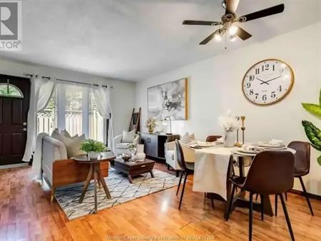6712 Roseville Garden DRIVE | 6712 Roseville Garden DRIVE, Windsor