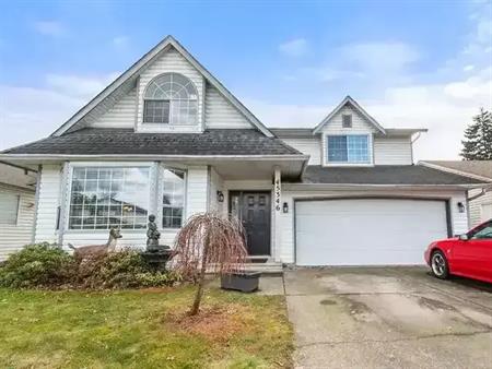 4 Bed, 3 Bath Home in Labelle Avenue, Chilliwack | 45346 Labelle Avenue, Chilliwack