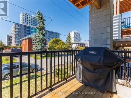 202 - 1308 THAMES STREET | 202 - 1308 THAMES STREET, Ottawa