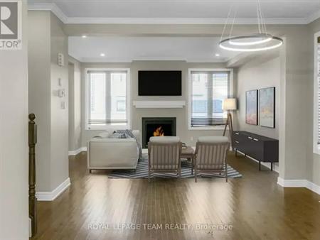 670 DECOEUR DRIVE | 670 DECOEUR DRIVE, Ottawa