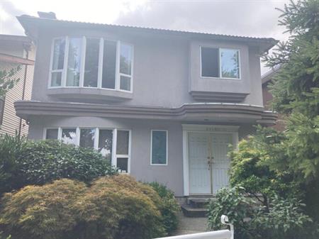 (ID#362) Renfrew Heights 3BR Upper Floor | 2956 East 16th Avenue, Vancouver