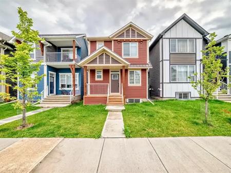 180 Seton Villas SE | 180 Seton Villas SE, Calgary