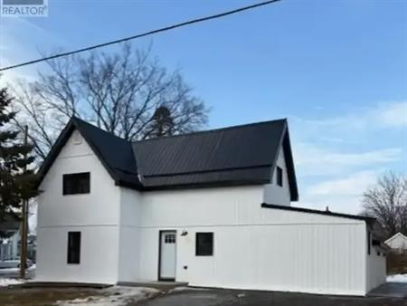A - 10 ALFRED STREET | A - 10 ALFRED STREET, Quinte West