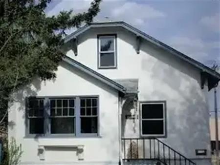 Close to NAIT and Grant Macewan - Student Rental | Edmonton