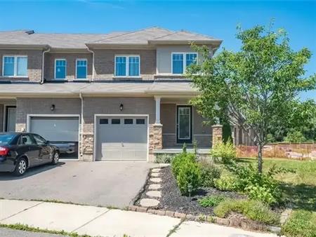 18 BUTCHER Crescent | 18 BUTCHER Crescent, Brantford